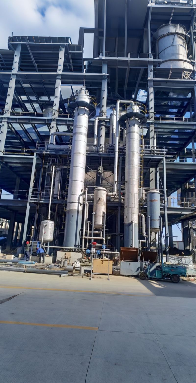 壓力容器反應(yīng)釜酒精設(shè)備源頭工廠 日用化工專用設(shè)備的制造與優(yōu)勢(shì)